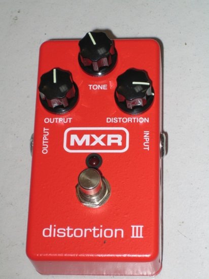 MXR M-115 Distortion III - Clicca l'immagine per chiudere