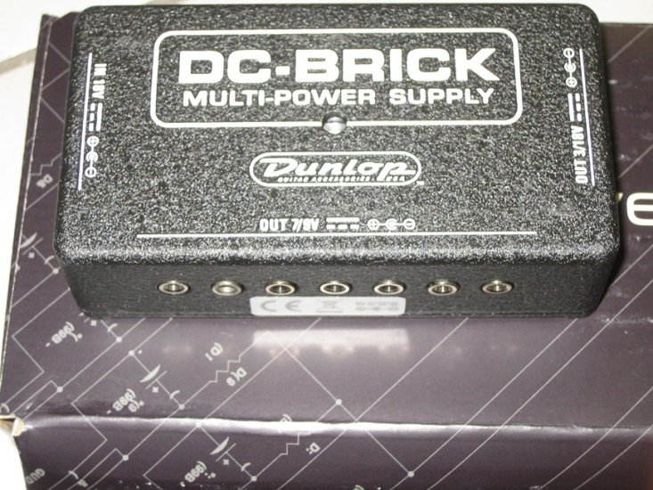 MXR DC-Brick Power - Clicca l'immagine per chiudere